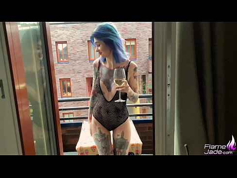 ❤️ Neska Ikaragarria trago batez zurrupatzen eta zeru zabalean sutsuki izorratzen ️ Porno %eu.courseclass.ruan ❌❤